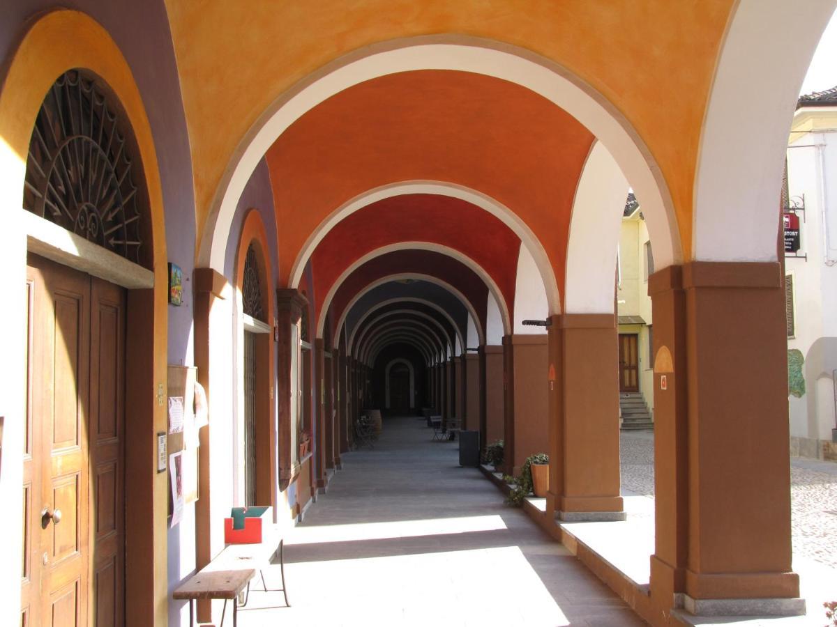 Alla Torre - Nel Cuore Del Borgo Storico Castagnole delle Lanze Exterior foto